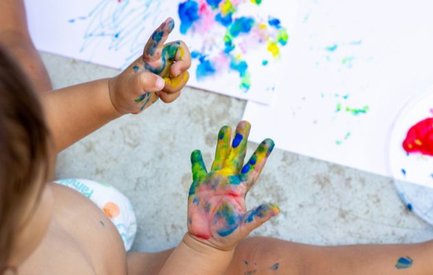 DIY Fingerfarbe Malen Kinder Sensorik