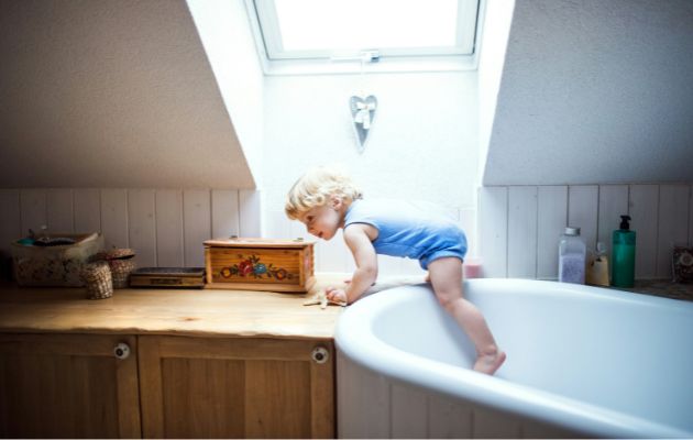 Tipps Haushalt kindersicher machen Badezimmer